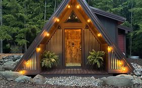 Trekker, Treehouses Cabins And Lodge Rooms